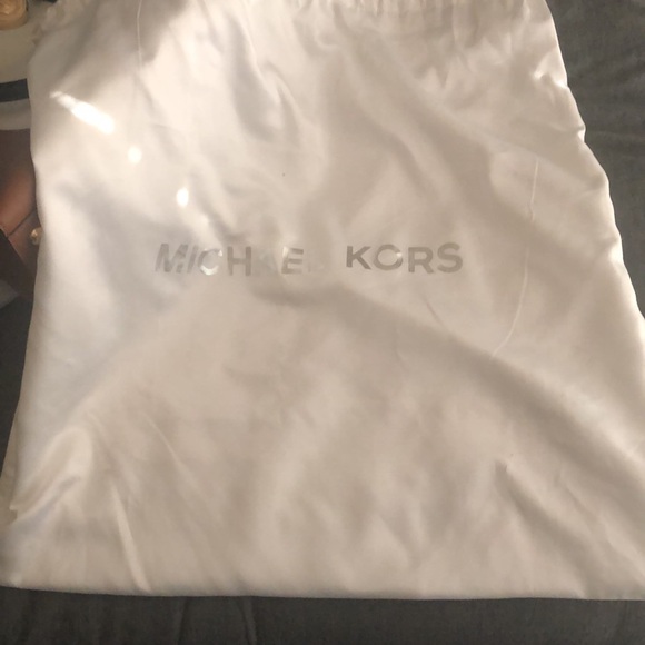 Michael Kors Hamilton Handbag - Picture 5 of 5